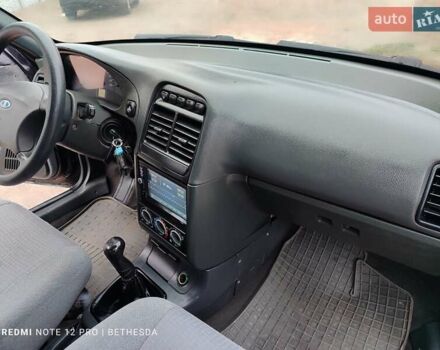 Черный ВАЗ 2112, объемом двигателя 1.6 л и пробегом 158 тыс. км за 2500 $, фото 38 на Automoto.ua