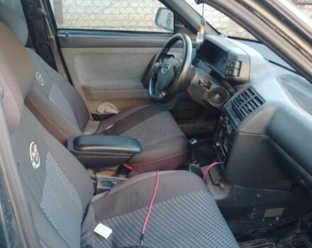 ВАЗ 2112 2007 в Славянске на Automoto.ua Черный ВАЗ 2112, объемом двигателя 1.6 л и пробегом 200 тыс. км за 1205 $, фото 6 на Automoto.ua