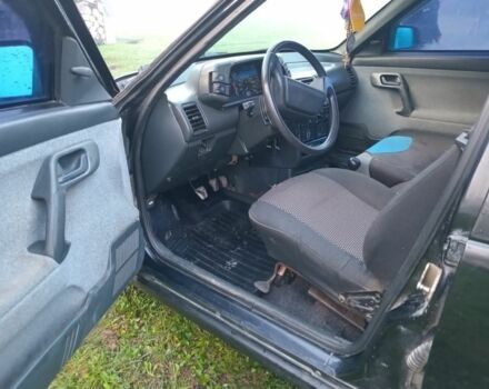 Черный ВАЗ 2112, объемом двигателя 1.6 л и пробегом 100 тыс. км за 1800 $, фото 4 на Automoto.ua