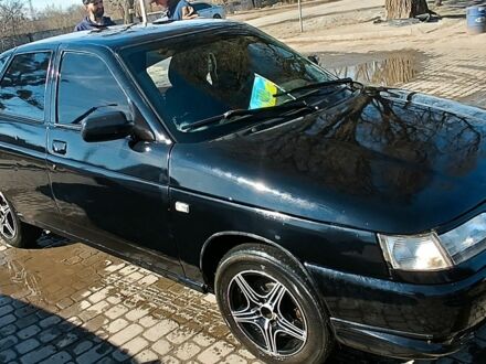 Черный ВАЗ 2112, объемом двигателя 1.6 л и пробегом 300 тыс. км за 2000 $, фото 1 на Automoto.ua