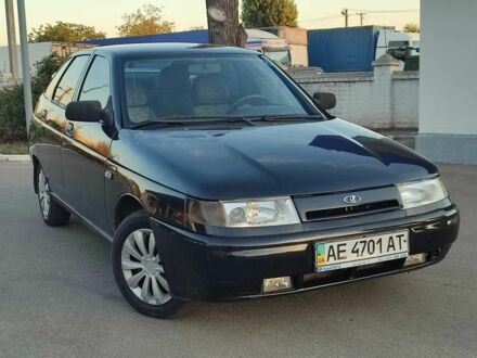 ВАЗ 2112 2007 у Синельниковом на Automoto.ua Чорний ВАЗ 2112, об'ємом двигуна 1.6 л та пробігом 140 тис. км за 2299 $, фото 1 на Automoto.ua