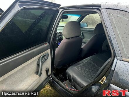 Чорний ВАЗ 2112, об'ємом двигуна 1.6 л та пробігом 0 тис. км за 1600 $, фото 1 на Automoto.ua