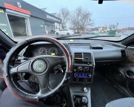 Фиолетовый ВАЗ 2112, объемом двигателя 1.5 л и пробегом 200 тыс. км за 1350 $, фото 6 на Automoto.ua