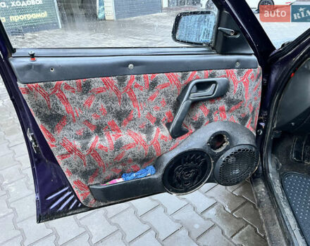 Фиолетовый ВАЗ 2112, объемом двигателя 1.5 л и пробегом 230 тыс. км за 1200 $, фото 8 на Automoto.ua