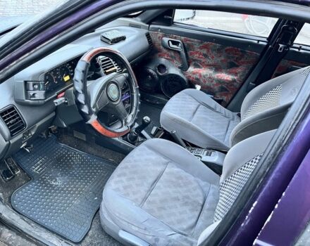 Фиолетовый ВАЗ 2112, объемом двигателя 1.5 л и пробегом 200 тыс. км за 1350 $, фото 4 на Automoto.ua