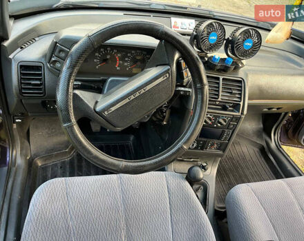 Фиолетовый ВАЗ 2112, объемом двигателя 1.5 л и пробегом 261 тыс. км за 1600 $, фото 8 на Automoto.ua