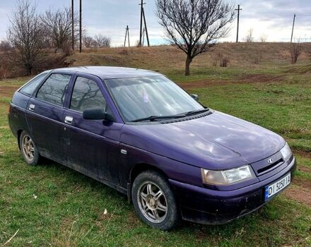 Фиолетовый ВАЗ 2112, объемом двигателя 1.5 л и пробегом 260 тыс. км за 1200 $, фото 2 на Automoto.ua