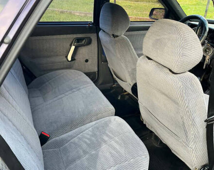 Фиолетовый ВАЗ 2112, объемом двигателя 1.5 л и пробегом 261 тыс. км за 1600 $, фото 9 на Automoto.ua