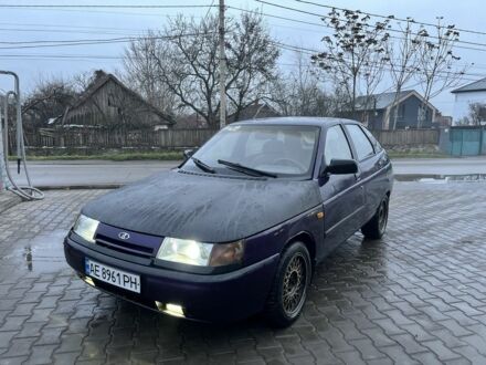 Фиолетовый ВАЗ 2112, объемом двигателя 1.5 л и пробегом 200 тыс. км за 1350 $, фото 1 на Automoto.ua