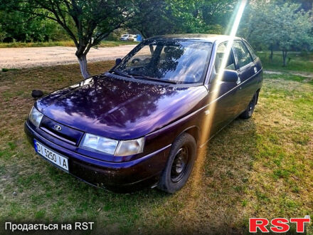 Фіолетовий ВАЗ 2112, об'ємом двигуна 1.5 л та пробігом 335 тис. км за 1000 $, фото 1 на Automoto.ua