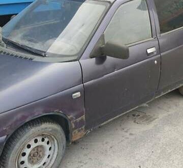 ВАЗ 2112 2002 в Кропивницком (Кировограде) на Automoto.ua Фиолетовый ВАЗ 2112, объемом двигателя 1.6 л и пробегом 250 тыс. км за 600 $, фото 1 на Automoto.ua