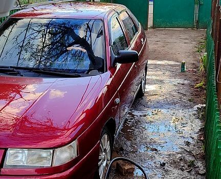 Червоний ВАЗ 2112, об'ємом двигуна 1.5 л та пробігом 276 тис. км за 1090 $, фото 3 на Automoto.ua