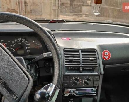 Красный ВАЗ 2112, объемом двигателя 1.5 л и пробегом 340 тыс. км за 2099 $, фото 11 на Automoto.ua