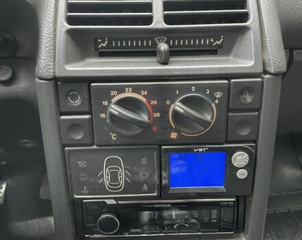 Красный ВАЗ 2112, объемом двигателя 1.6 л и пробегом 158 тыс. км за 1950 $, фото 8 на Automoto.ua