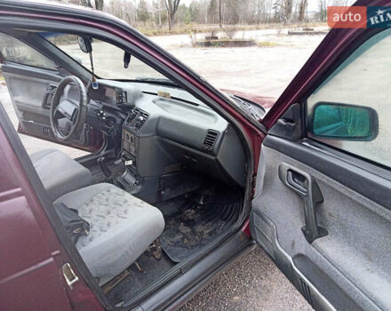 Красный ВАЗ 2112, объемом двигателя 1.6 л и пробегом 200 тыс. км за 1250 $, фото 11 на Automoto.ua