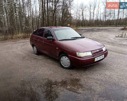 Красный ВАЗ 2112, объемом двигателя 1.6 л и пробегом 200 тыс. км за 1250 $, фото 2 на Automoto.ua