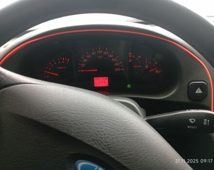 Червоний ВАЗ 2112, об'ємом двигуна 1.6 л та пробігом 160 тис. км за 3100 $, фото 11 на Automoto.ua