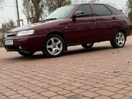 Красный ВАЗ 2112, объемом двигателя 1.6 л и пробегом 222 тыс. км за 2700 $, фото 1 на Automoto.ua