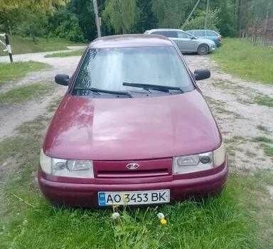 Красный ВАЗ 2112, объемом двигателя 1.5 л и пробегом 122 тыс. км за 900 $, фото 1 на Automoto.ua