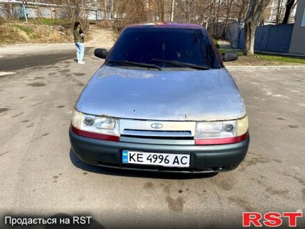 ВАЗ 2112 2005 в Днепре (Днепропетровске) на Automoto.ua Красный ВАЗ 2112, объемом двигателя 1.6 л и пробегом 0 тыс. км за 1750 $, фото 1 на Automoto.ua