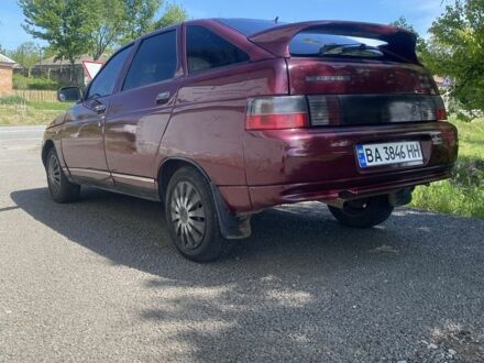 ВАЗ 2112 2005 у Новоукраинке на Automoto.ua Червоний ВАЗ 2112, об'ємом двигуна 1.6 л та пробігом 120 тис. км за 2250 $, фото 1 на Automoto.ua