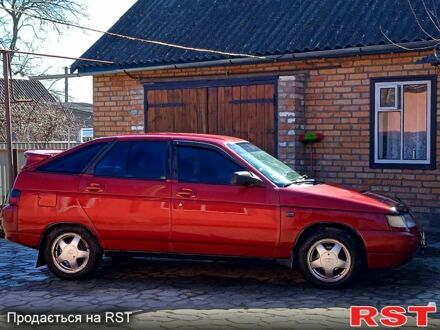 ВАЗ 2112 2007 у Шишаках на Automoto.ua Червоний ВАЗ 2112, об'ємом двигуна 1.5 л та пробігом 232 тис. км за 2100 $, фото 1 на Automoto.ua