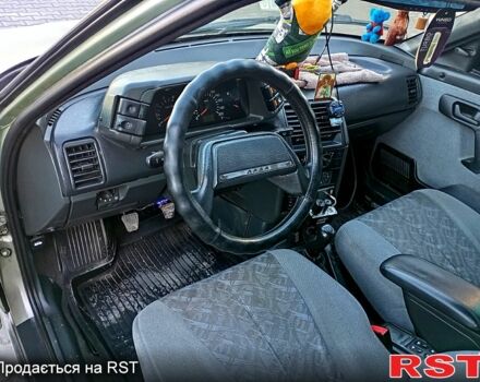 ВАЗ 2112, об'ємом двигуна 1.6 л та пробігом 224 тис. км за 2750 $, фото 2 на Automoto.ua