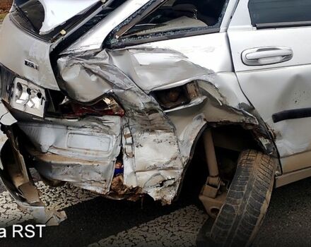 ВАЗ 2112, объемом двигателя 1.6 л и пробегом 295 тыс. км за 800 $, фото 2 на Automoto.ua