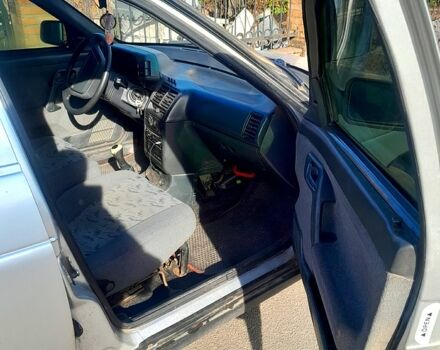 ВАЗ 2112 2006 в Казатине на Automoto.ua ВАЗ 2112, объемом двигателя 1.6 л и пробегом 123 тыс. км за 999 $, фото 4 на Automoto.ua