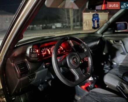 Желтый ВАЗ 2112, объемом двигателя 1.6 л и пробегом 292 тыс. км за 2399 $, фото 16 на Automoto.ua