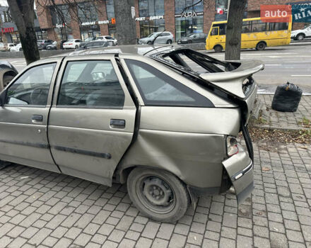 Серый ВАЗ 2112, объемом двигателя 1.5 л и пробегом 227 тыс. км за 550 $, фото 2 на Automoto.ua