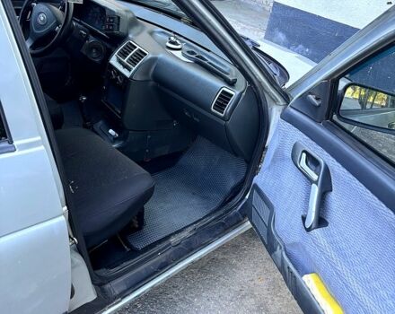 Серый ВАЗ 2112, объемом двигателя 1.5 л и пробегом 200 тыс. км за 1700 $, фото 3 на Automoto.ua