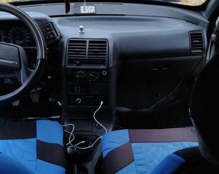 Серый ВАЗ 2112, объемом двигателя 1.6 л и пробегом 257 тыс. км за 1000 $, фото 6 на Automoto.ua