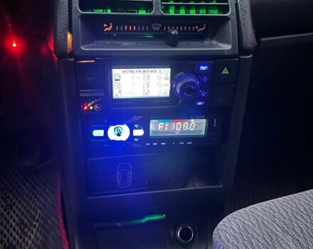 Серый ВАЗ 2112, объемом двигателя 1.5 л и пробегом 422 тыс. км за 1800 $, фото 8 на Automoto.ua