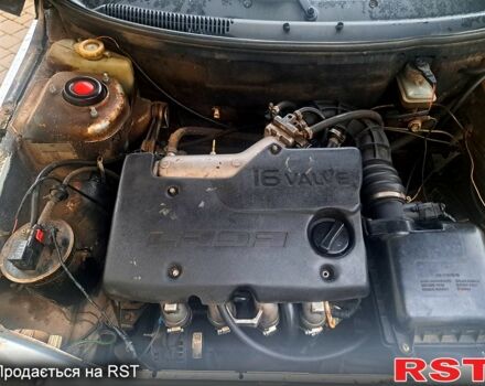 Серый ВАЗ 2112, объемом двигателя 1.5 л и пробегом 267 тыс. км за 1250 $, фото 12 на Automoto.ua