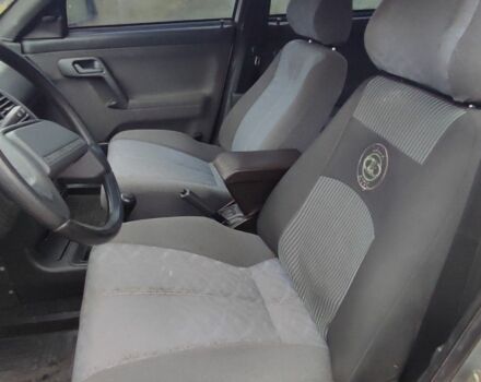 Серый ВАЗ 2112, объемом двигателя 1.5 л и пробегом 350 тыс. км за 1900 $, фото 18 на Automoto.ua