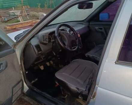 Серый ВАЗ 2112, объемом двигателя 1.5 л и пробегом 261 тыс. км за 2300 $, фото 4 на Automoto.ua