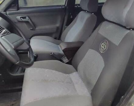 Серый ВАЗ 2112, объемом двигателя 1.5 л и пробегом 350 тыс. км за 1900 $, фото 17 на Automoto.ua