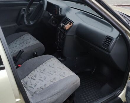 Серый ВАЗ 2112, объемом двигателя 1.6 л и пробегом 378 тыс. км за 2500 $, фото 5 на Automoto.ua