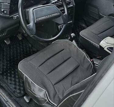 Серый ВАЗ 2112, объемом двигателя 1.6 л и пробегом 240 тыс. км за 2000 $, фото 7 на Automoto.ua