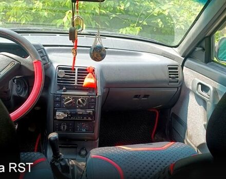 Серый ВАЗ 2112, объемом двигателя 1.6 л и пробегом 174 тыс. км за 2300 $, фото 4 на Automoto.ua