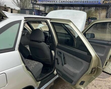 Серый ВАЗ 2112, объемом двигателя 1.6 л и пробегом 130 тыс. км за 1500 $, фото 9 на Automoto.ua