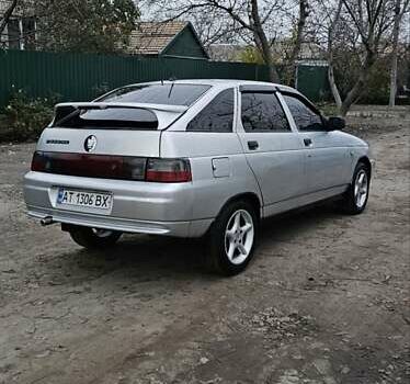 Серый ВАЗ 2112, объемом двигателя 1.6 л и пробегом 240 тыс. км за 2000 $, фото 5 на Automoto.ua