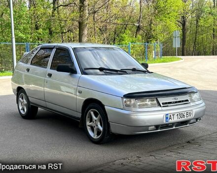 Серый ВАЗ 2112, объемом двигателя 1.6 л и пробегом 240 тыс. км за 2150 $, фото 1 на Automoto.ua
