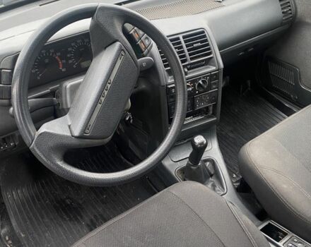 Сірий ВАЗ 2112, об'ємом двигуна 1.6 л та пробігом 300 тис. км за 1350 $, фото 10 на Automoto.ua