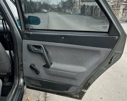 Серый ВАЗ 2112, объемом двигателя 1.6 л и пробегом 130 тыс. км за 3000 $, фото 18 на Automoto.ua