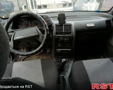 Серый ВАЗ 2112, объемом двигателя 1.6 л и пробегом 180 тыс. км за 1700 $, фото 1 на Automoto.ua