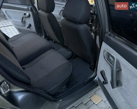 Серый ВАЗ 2112, объемом двигателя 1.6 л и пробегом 310 тыс. км за 2599 $, фото 5 на Automoto.ua