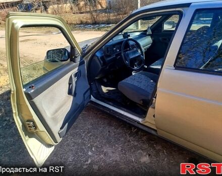 Серый ВАЗ 2112, объемом двигателя 1.6 л и пробегом 204 тыс. км за 1600 $, фото 1 на Automoto.ua