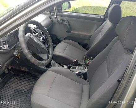 Серый ВАЗ 2112, объемом двигателя 1.6 л и пробегом 400 тыс. км за 2000 $, фото 9 на Automoto.ua